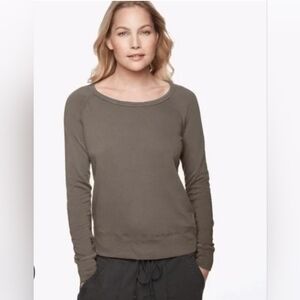 James Perse Long Sleeve Scoop Neck Tee / Lightweight Sweatshirt.